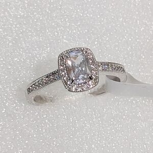 NWT Bomb Party Elegant Emerald Cut Cubic Zirconia Halo Rhodium Plated Sz 10 Ring